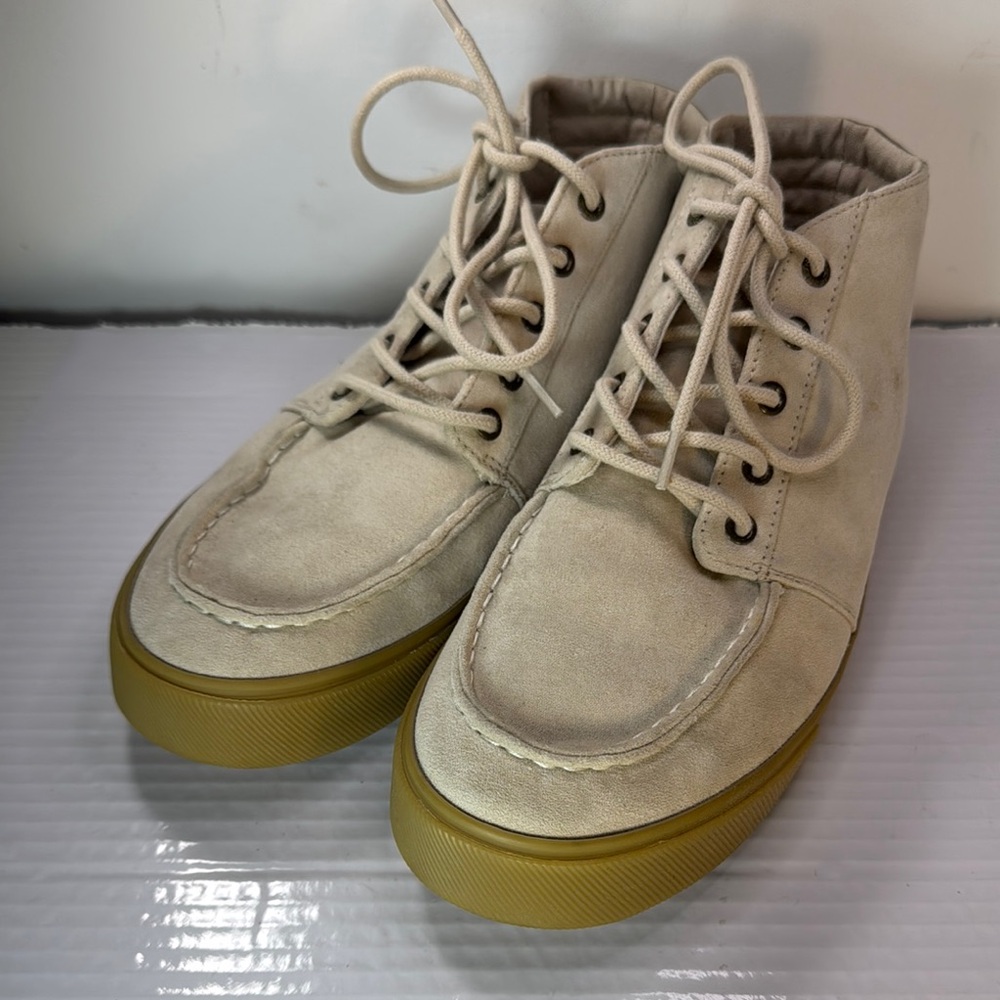 Old Navy Men’s Chukka Faux Suede Sandstone Size 8